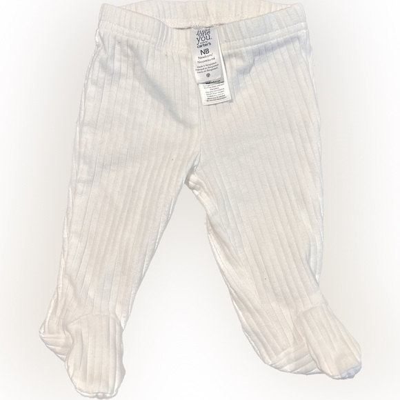 NWOT Carters Newborn White Going Home Outfit Set - Picture 3 of 3